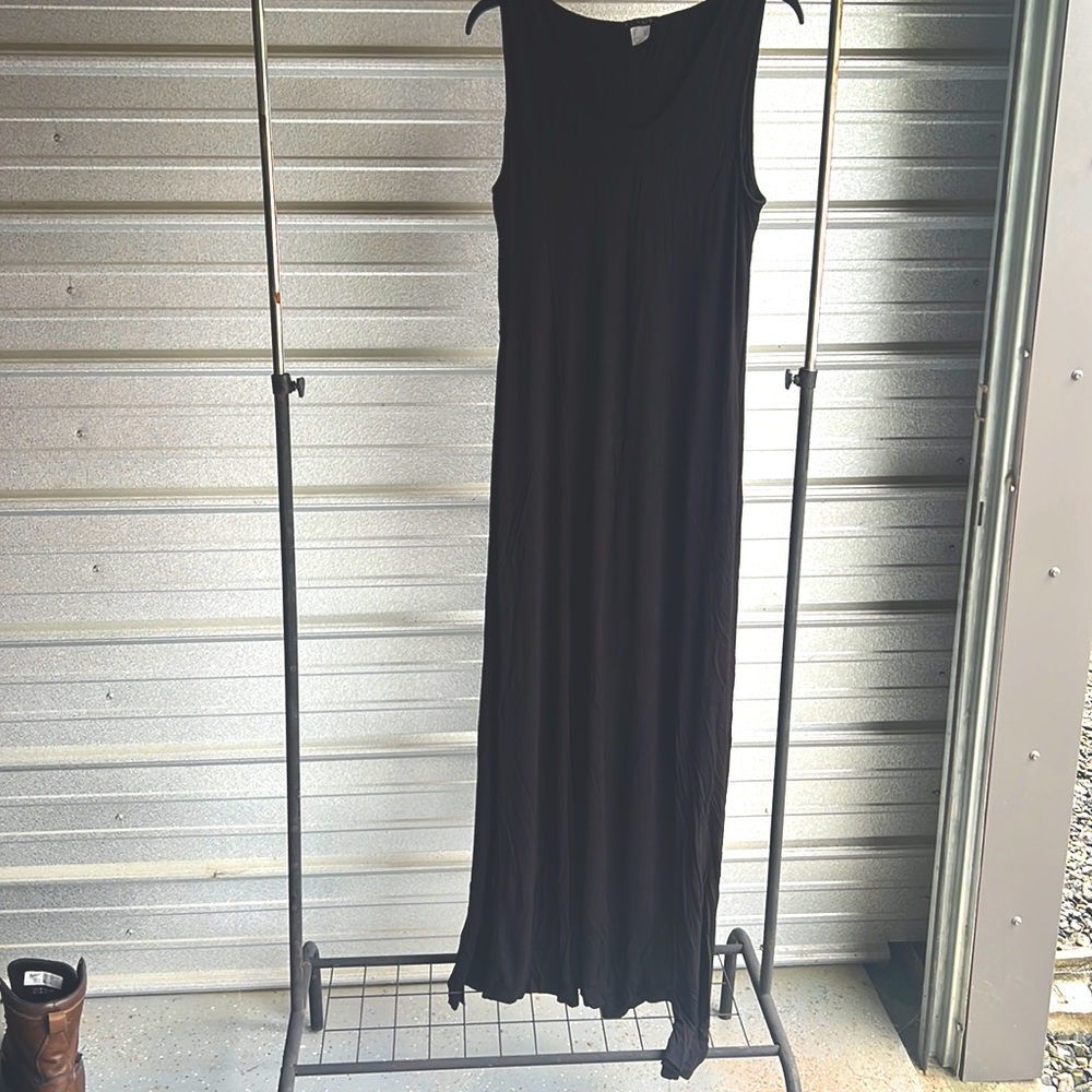 Unique & Comfy Venus Maxi Dress